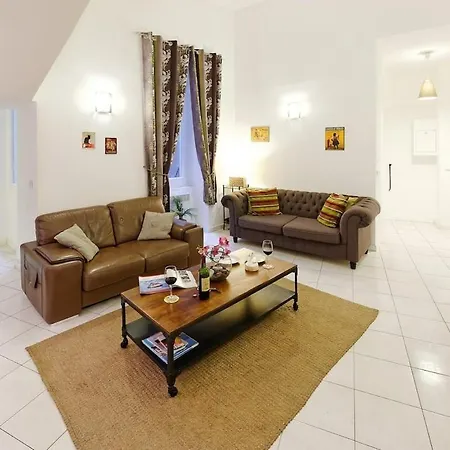 Homestay Quai Apartment *