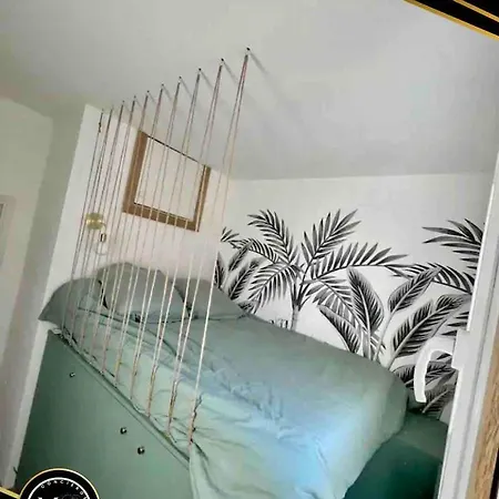 Beautiful Apartment Near City Center! *