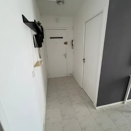Proche Aeroport Et Apartment *