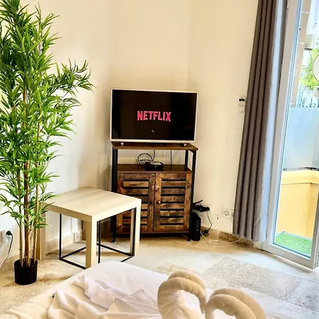 Apartment Cosy, Terrasse, Proche Et Tramway Nice