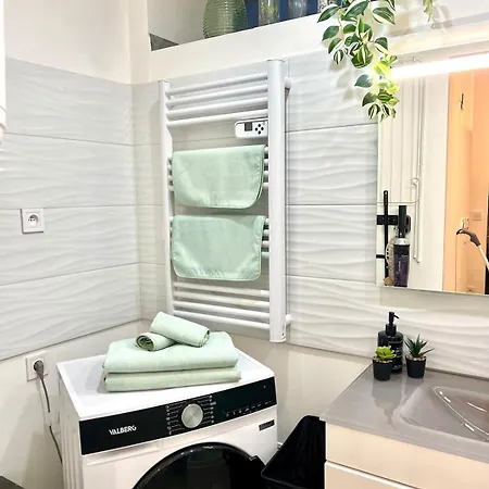 Appartement - Le Petit Baquis - Center *