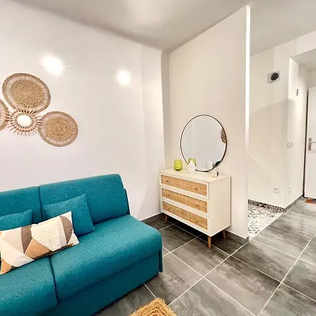 - Le Petit Baquis - Center