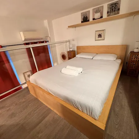Tranquil With Mezzanine In Carre Dor * Nice