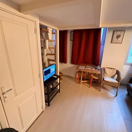 Tranquil With Mezzanine In Carre Dor Hébergement de vacances *