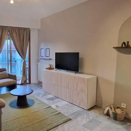 Relax In Zen Studio, Air Conditioning, Sea On Foot * Nice