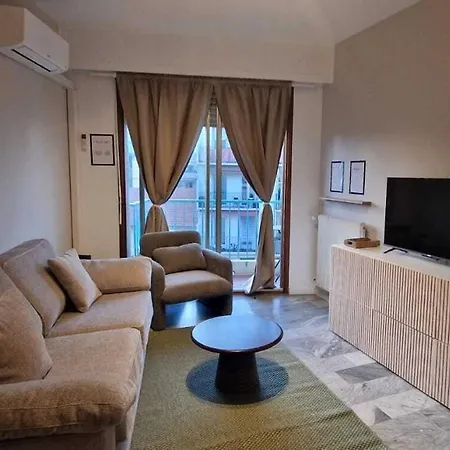 Apartment Relax In Zen Studio, Air Conditioning, Sea On Foot *