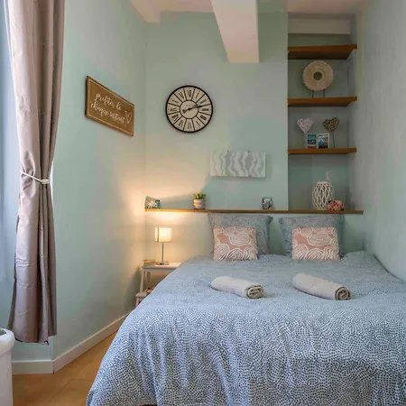 Apartment Charming Flat, Fully Equipped, Air Conditioning, Only 300m - La Loge