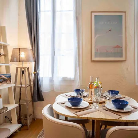 Apartment Charming Flat, Fully Equipped, Air Conditioning, Only 300m - La Loge *