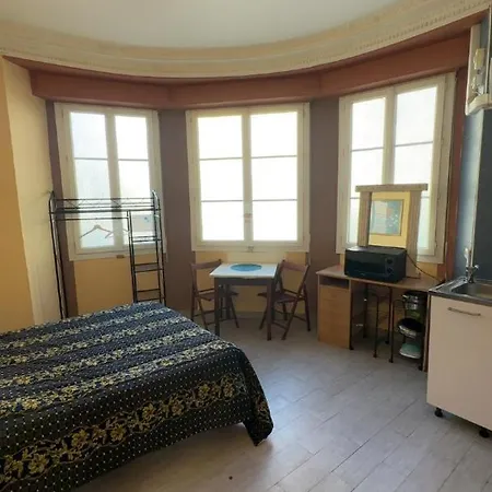 Simple Stay-centre Au Calme Appart hôtel Nice