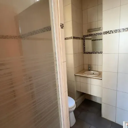 Simple Stay-centre Au Calme Nice