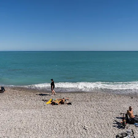 Le Sunrise Apartment