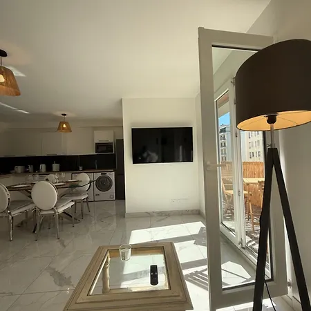 Magnifique 3 Pièces à 100m De La Appartement