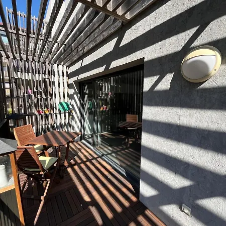 3 Pièces Au Pied De La Promenade Du Paillon Appartement Nice