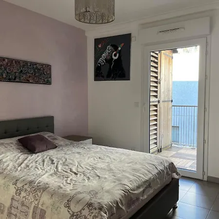 Appartement 3 Pièces Au Pied De La Promenade Du Paillon *