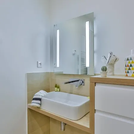 My Casa - France 82 Tp -1 Min From The Sea - Terrace - Parking Apartment