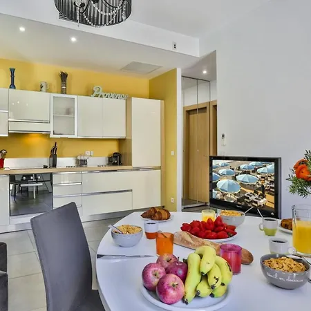 Appartement My Casa - France 82 D - 2 - Terrace - 1 Min To The Sea Nice