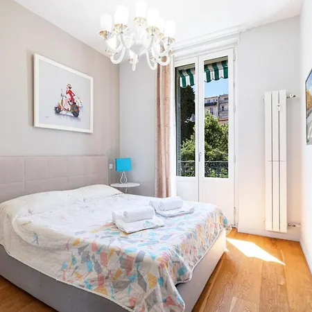 Appartement Joffre 49-d - Charming 2 Bedroom - Carré D'or