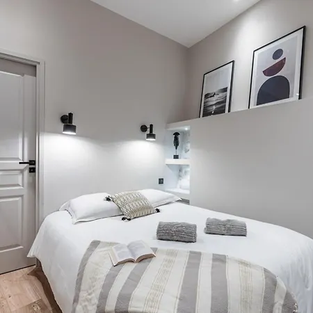 My Casa - La Croix - Old Town Modern - 2 Bedrooms Appartement *