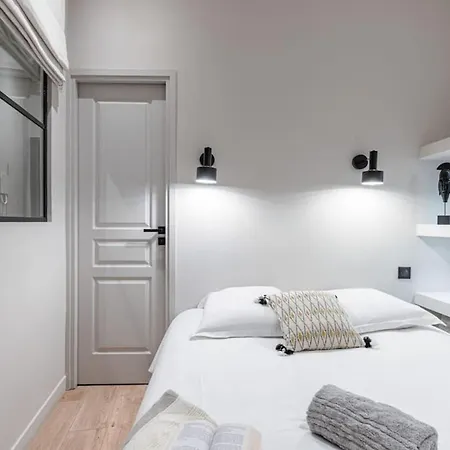 Appartement My Casa - La Croix - Old Town Modern - 2 Bedrooms Nice
