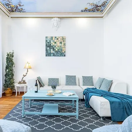 Risso - Comfortable 3 Bedrooms With Balcony Apartment Nice