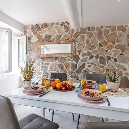 My Casa - Malonat - Cosy In Old Town W Ac * Nice