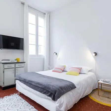 My Casa - Droite - Bright In The Old Town Nice