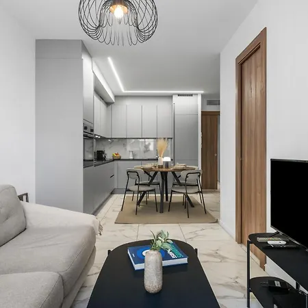 - Mordern Sea Close Apartment *