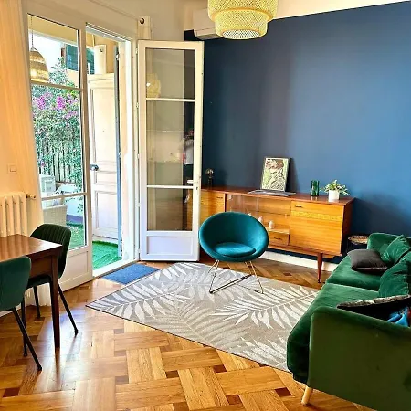 Wonderful And Garden Heart Of Apartment *