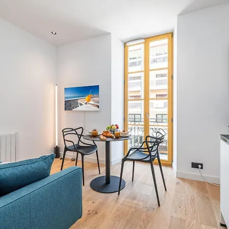 Buffa 3-24 - Superb In Center Apartment