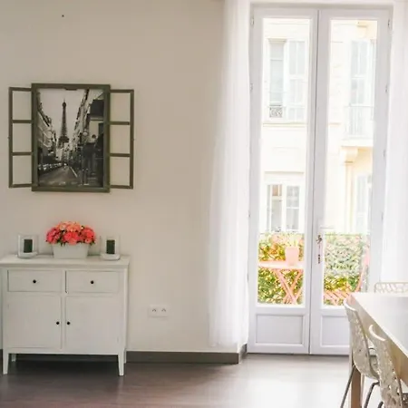 Appartement Hype-center Balcony 3br Ac Near Tram For6 Guests