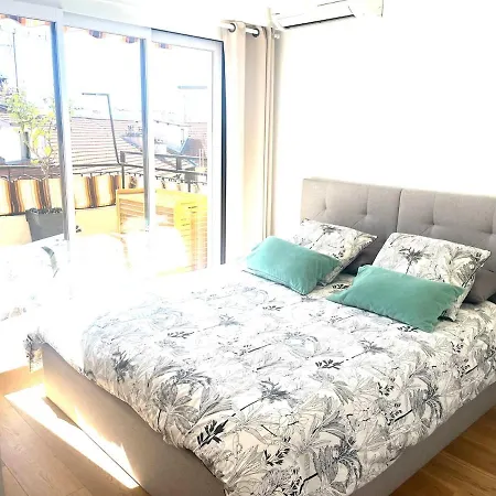 Apartment After B00klng Need Scаn Qr-c0dе --beautiful Terrace