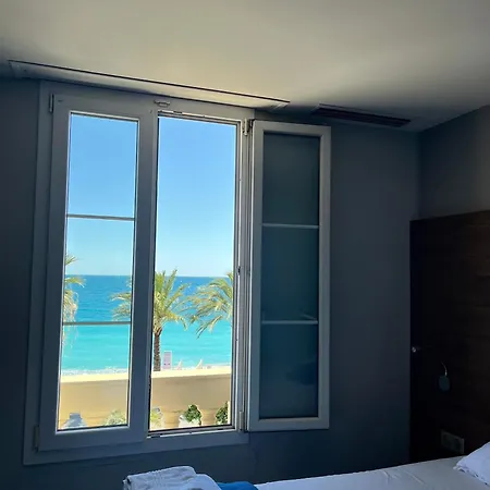 Hotel Flots D'azur Nice