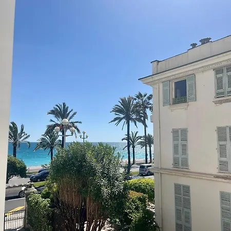 Hotel Flots D'azur 3*