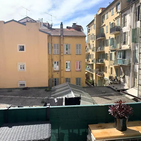 Apartment Port De