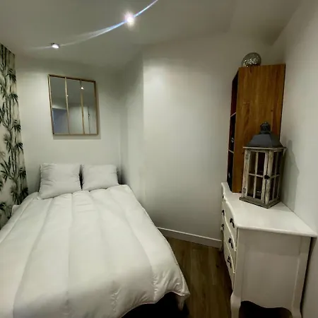 Apartment Centre Night Corner Near Tramway *