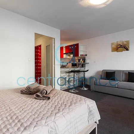 Fleurs - Studio Tout Equipe - Proche Mer Apartment *