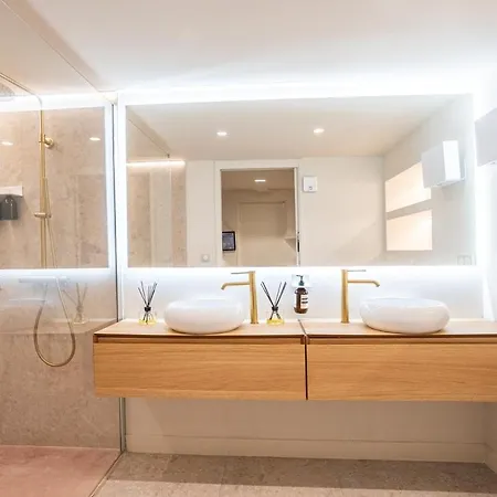 Duplex De Gamme De 200m2 En Plein Coeur De Apartment Nice