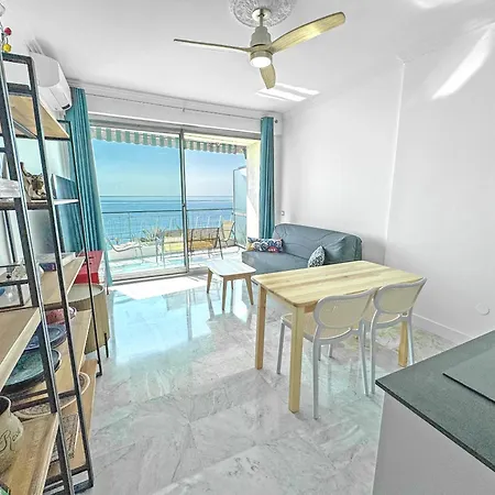 Sea Front Saphir Appartement *