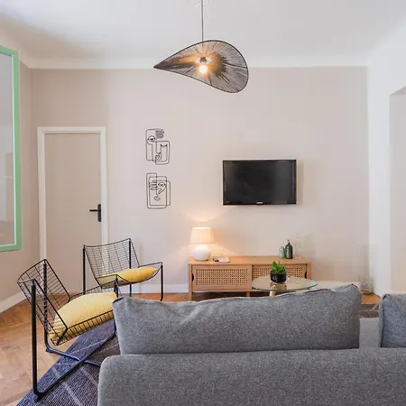 Appartement Charme Et Confort - Centre De *