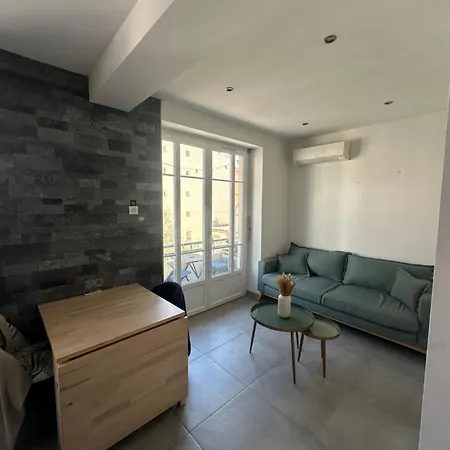 Bel En Plein Coeur De Apartment