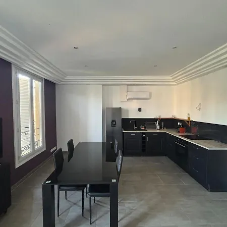 3-r Bright, Within 15 Min Walk Appartement