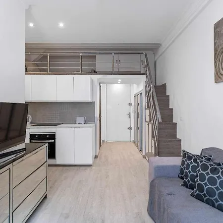 Apartment Azur - 2 Min From The