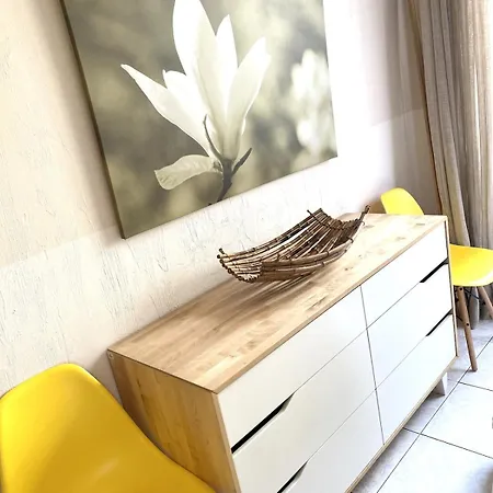 Apartment Spacieux 2 Proche -