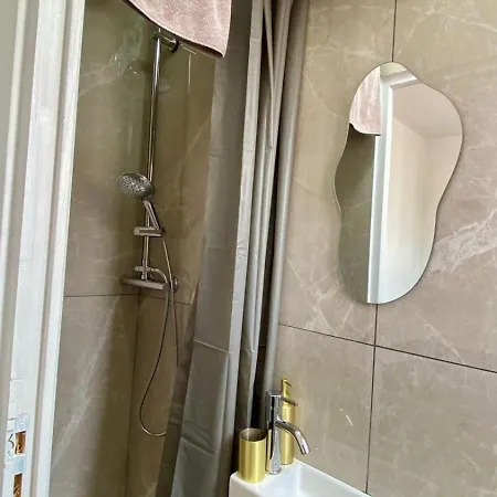 Apartment Nouveau Carre D'or