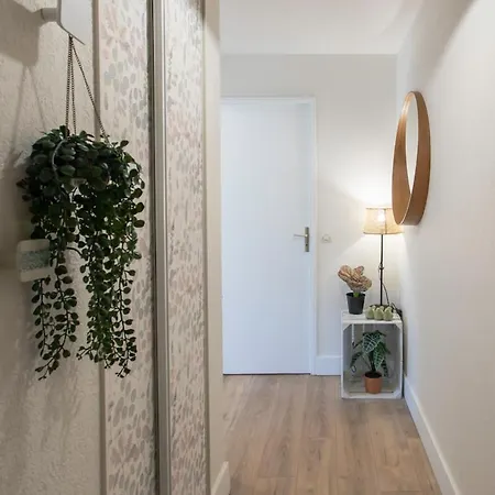 Apartment #46 Staywizus - Terrace Ac 4mins Walk Sea Tram T2 Airport Port Nice