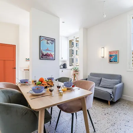 Douane - 2 Bedroom In Front Of The Port Apartment Nice
