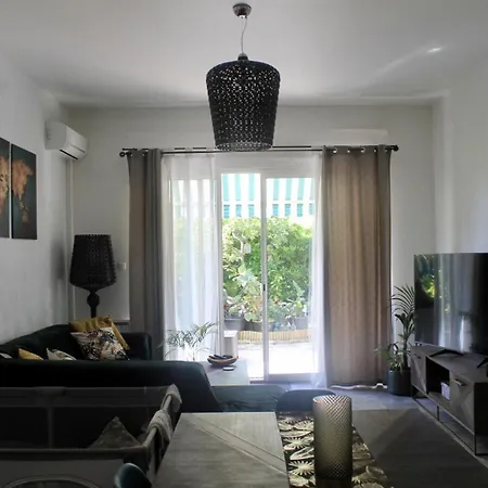 Damaky2 Apartment Nice