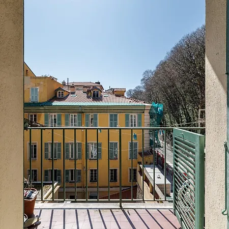 Douane - 2 Bedroom In Front Of The Port Apartment Nice