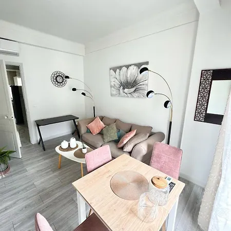 - Center, Wifi, Ac, 4-5 Pers Apartment