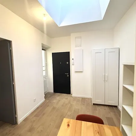 Apartment With A Mobility Lease In The Carre D'or *